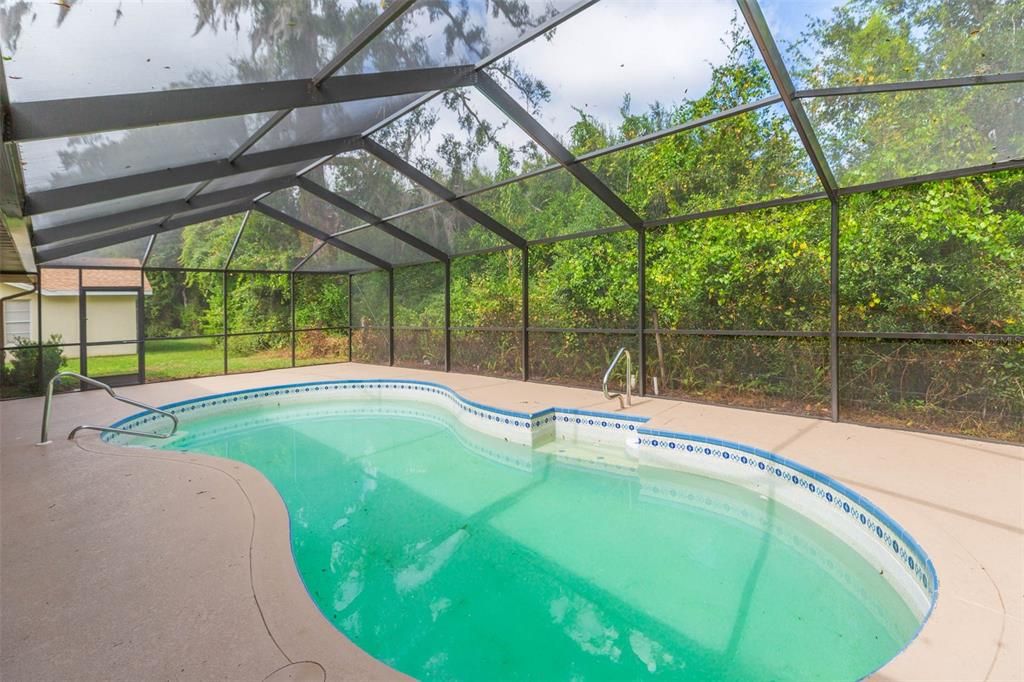 For Sale: $359,900 (2 beds, 2 baths, 1334 Square Feet)