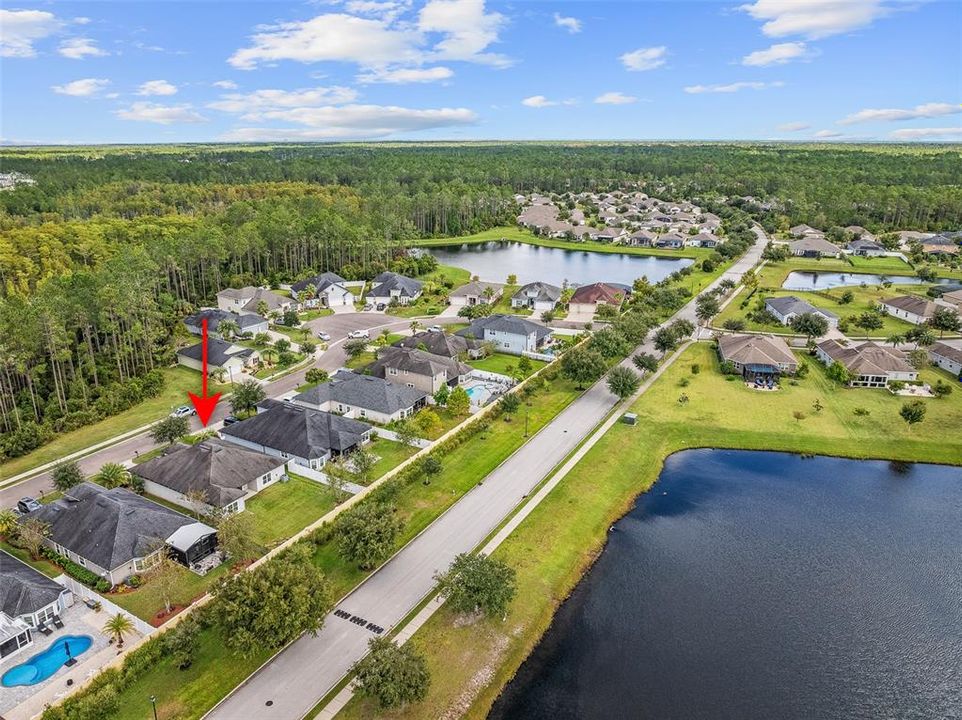 Activo con contrato: $400,000 (5 camas, 3 baños, 2329 Pies cuadrados)