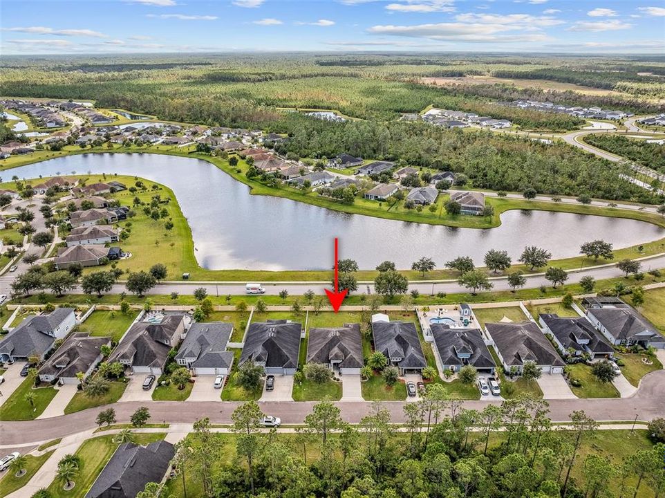 Activo con contrato: $400,000 (5 camas, 3 baños, 2329 Pies cuadrados)