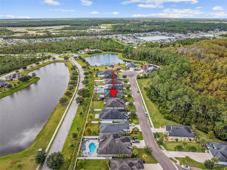 Activo con contrato: $400,000 (5 camas, 3 baños, 2329 Pies cuadrados)