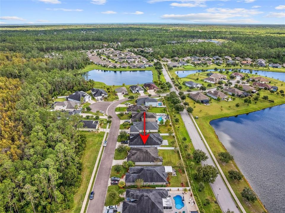 Activo con contrato: $400,000 (5 camas, 3 baños, 2329 Pies cuadrados)