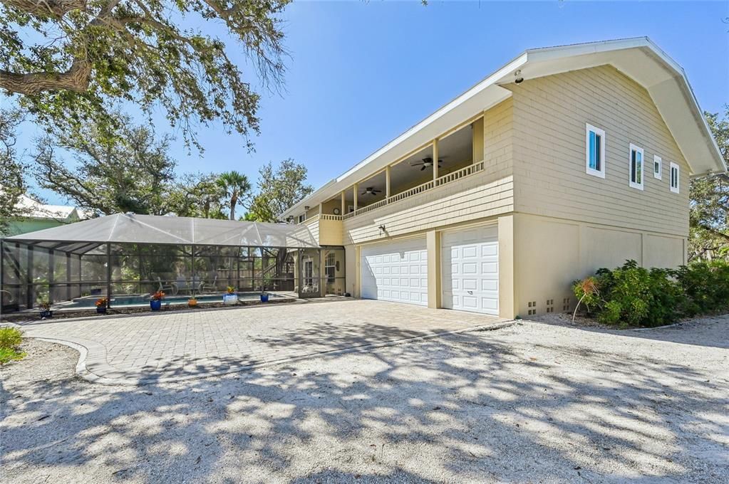 待售: $1,950,000 (3 贝兹, 2 浴室, 2062 平方英尺)