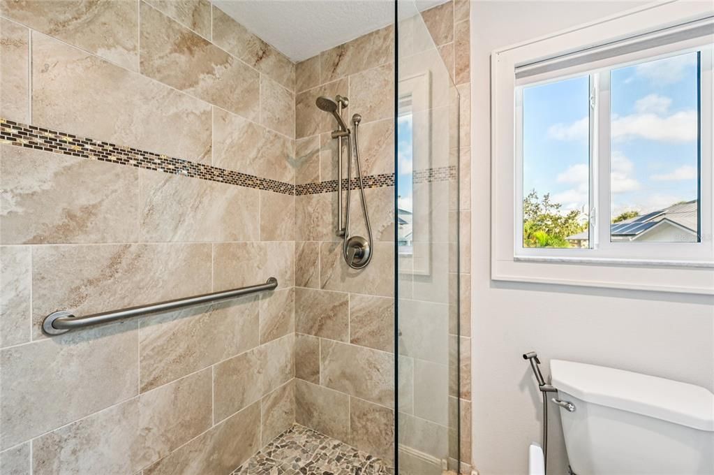 待售: $1,950,000 (3 贝兹, 2 浴室, 2062 平方英尺)