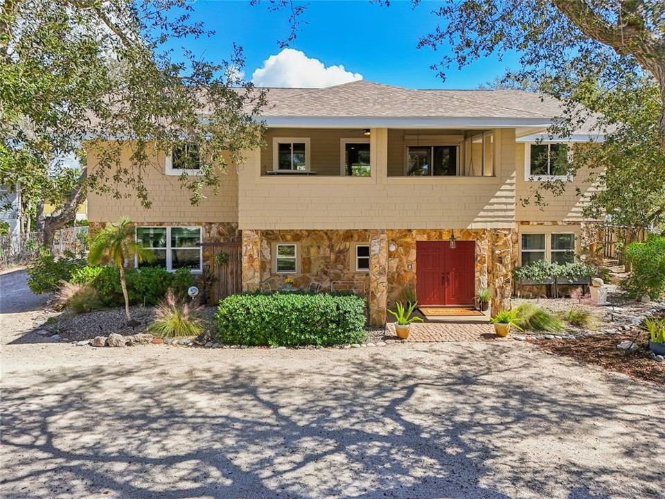 待售: $1,950,000 (3 贝兹, 2 浴室, 2062 平方英尺)