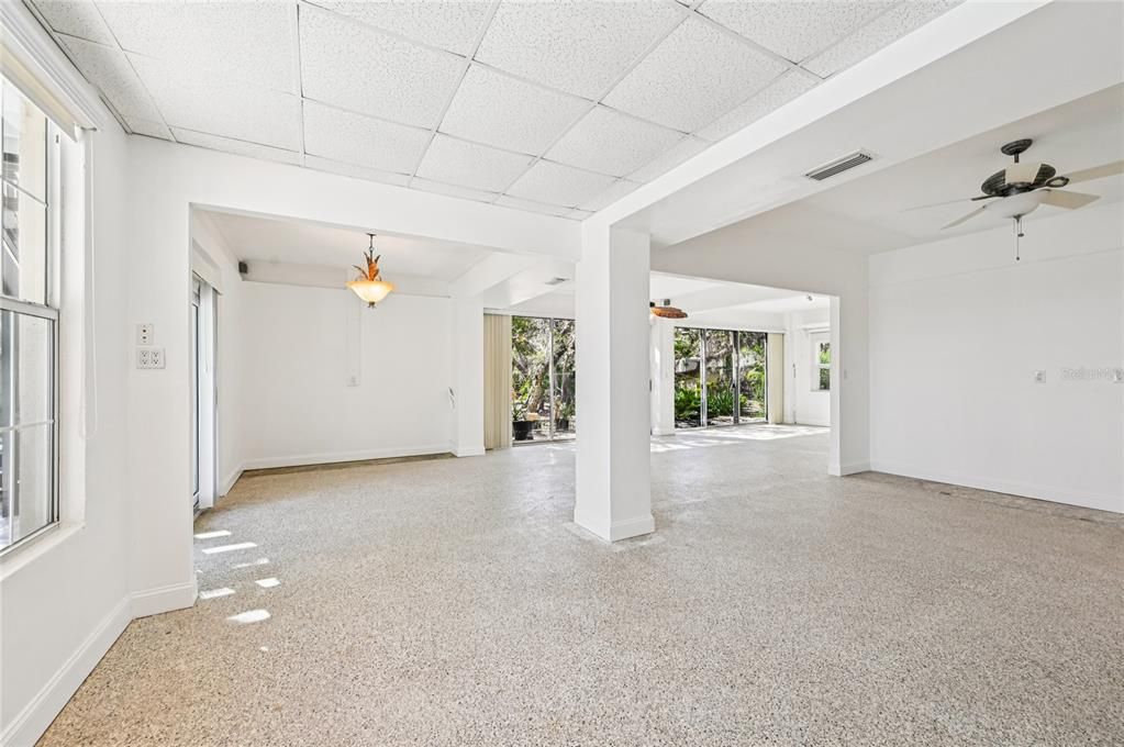 待售: $1,950,000 (3 贝兹, 2 浴室, 2062 平方英尺)