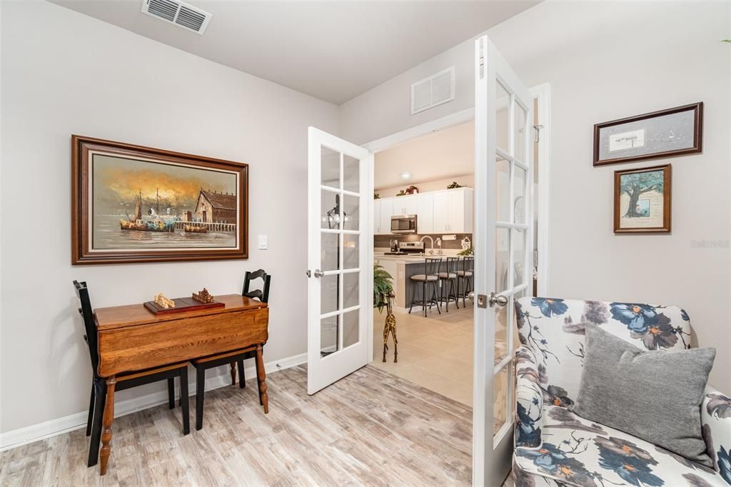 Activo con contrato: $284,250 (2 camas, 2 baños, 1497 Pies cuadrados)