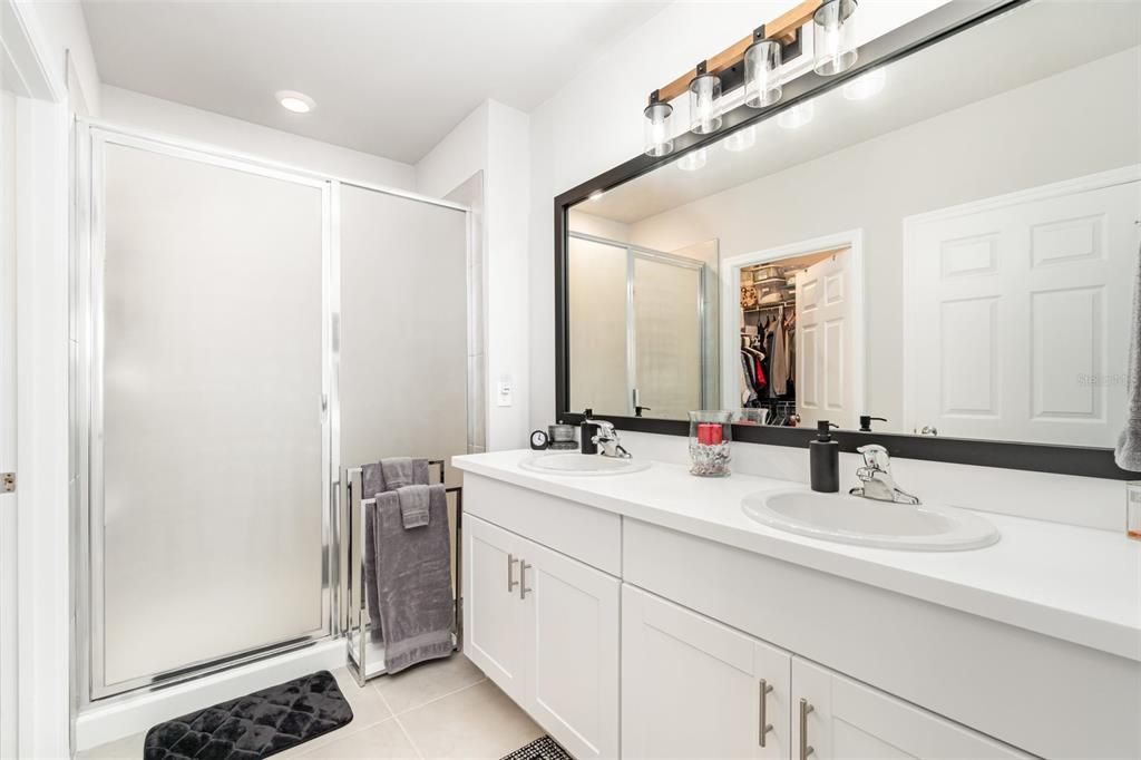 Activo con contrato: $284,250 (2 camas, 2 baños, 1497 Pies cuadrados)