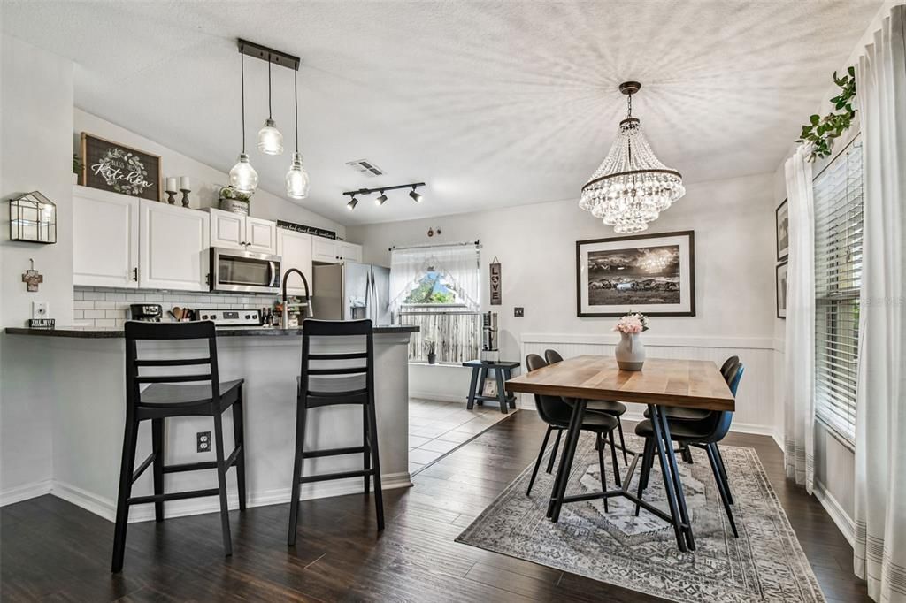 For Rent: $6,000 (3 beds, 2 baths, 1200 Square Feet)