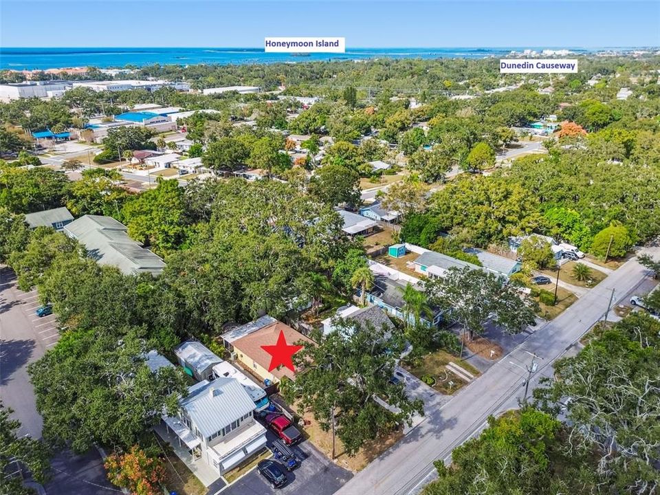 For Rent: $6,000 (3 beds, 2 baths, 1200 Square Feet)