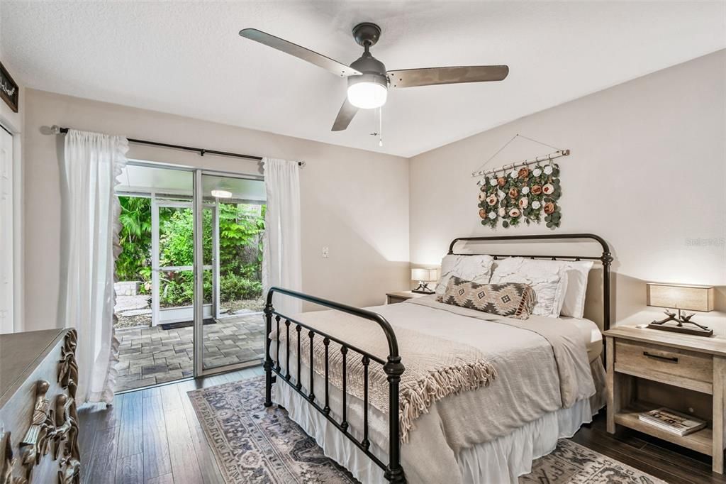 For Rent: $6,000 (3 beds, 2 baths, 1200 Square Feet)