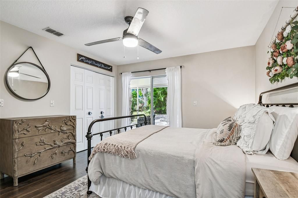 For Rent: $6,000 (3 beds, 2 baths, 1200 Square Feet)