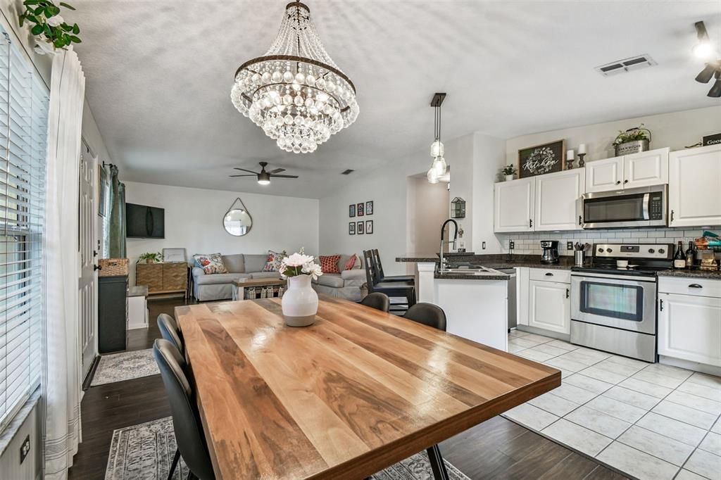 For Rent: $6,000 (3 beds, 2 baths, 1200 Square Feet)