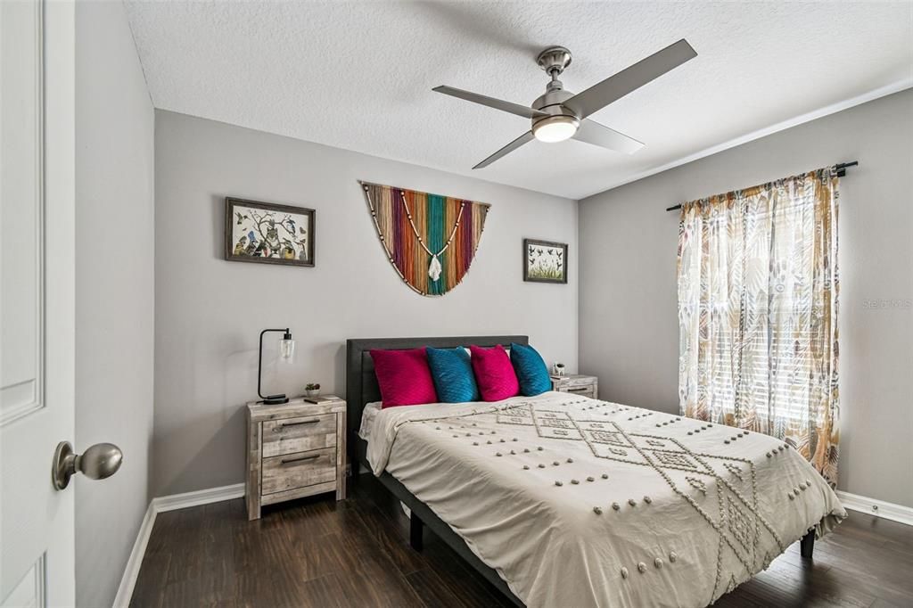 For Rent: $6,000 (3 beds, 2 baths, 1200 Square Feet)