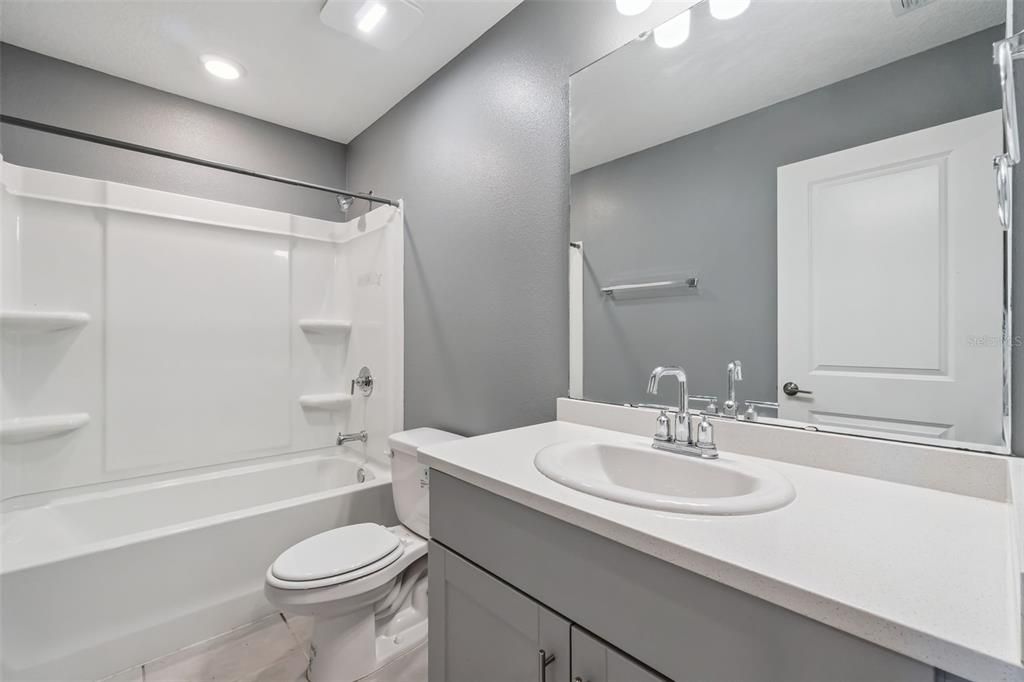 For Sale: $309,895 (3 beds, 2 baths, 1370 Square Feet)