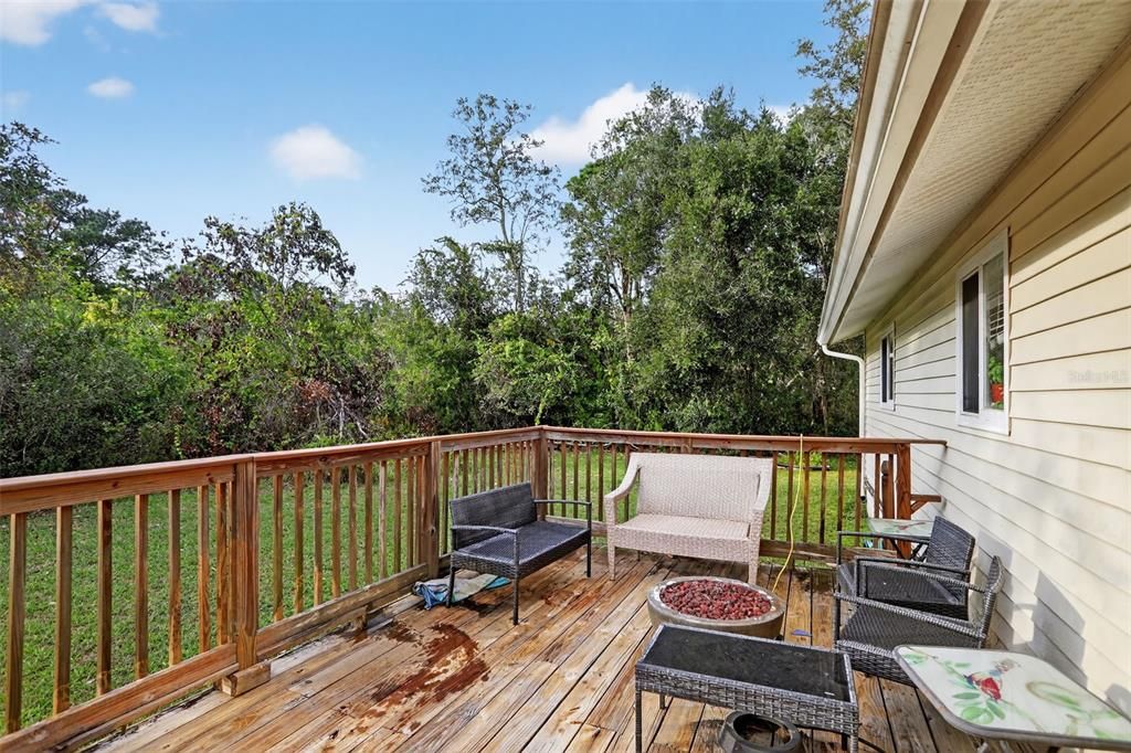 Activo con contrato: $325,000 (3 camas, 2 baños, 1518 Pies cuadrados)