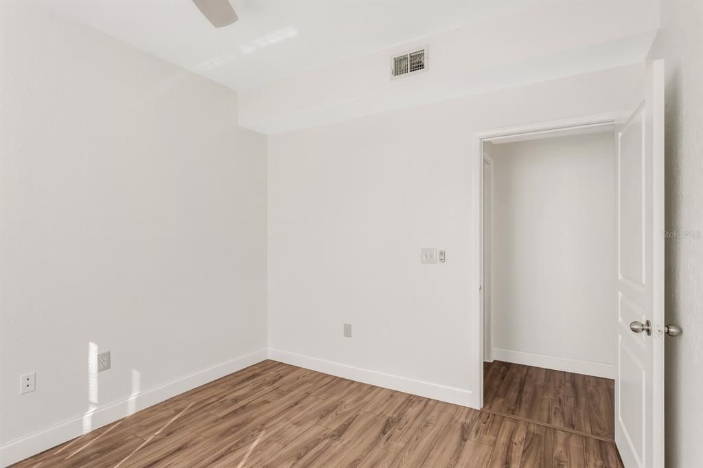 En Venta: $240,000 (3 camas, 2 baños, 1269 Pies cuadrados)