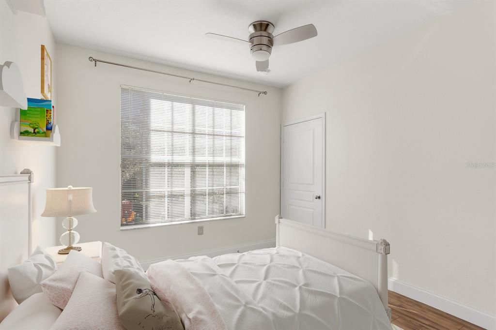 En Venta: $240,000 (3 camas, 2 baños, 1269 Pies cuadrados)