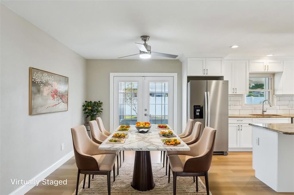 合同活跃: $400,000 (3 贝兹, 2 浴室, 1620 平方英尺)