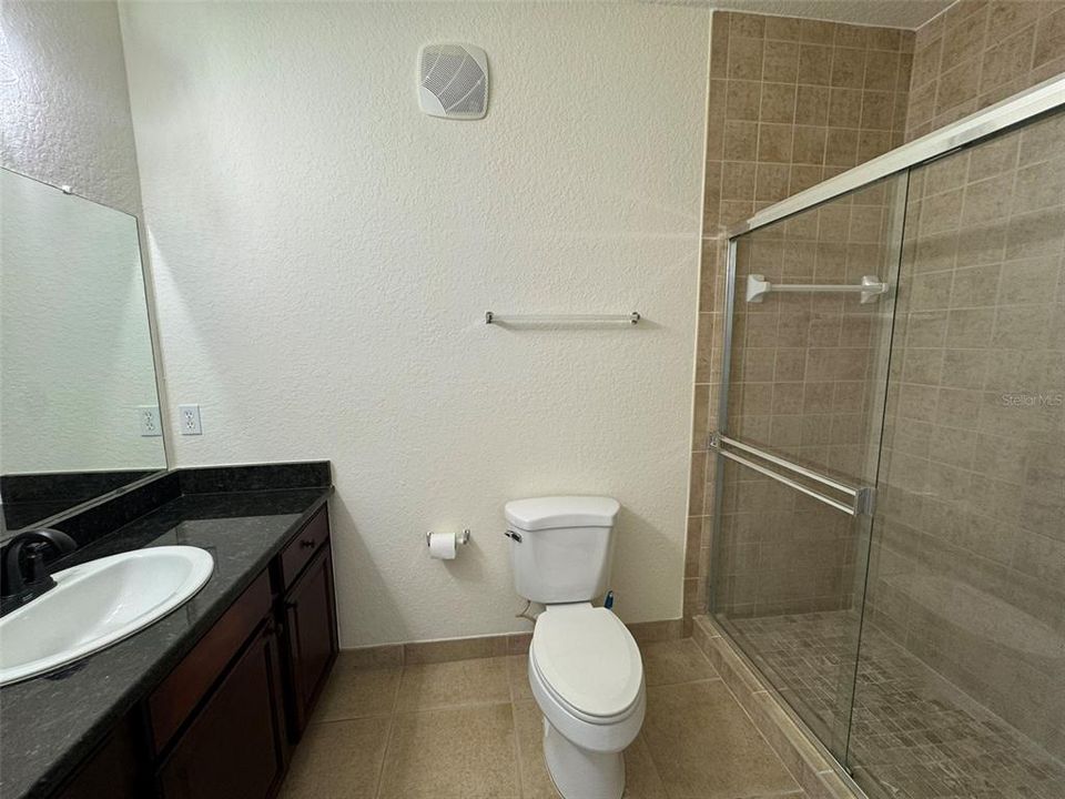 出租: $1,600 (2 贝兹, 2 浴室, 1134 平方英尺)