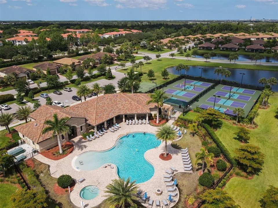 Active With Contract: $394,500 (2 beds, 2 baths, 1545 Square Feet)