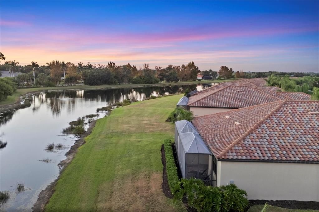 Active With Contract: $394,500 (2 beds, 2 baths, 1545 Square Feet)