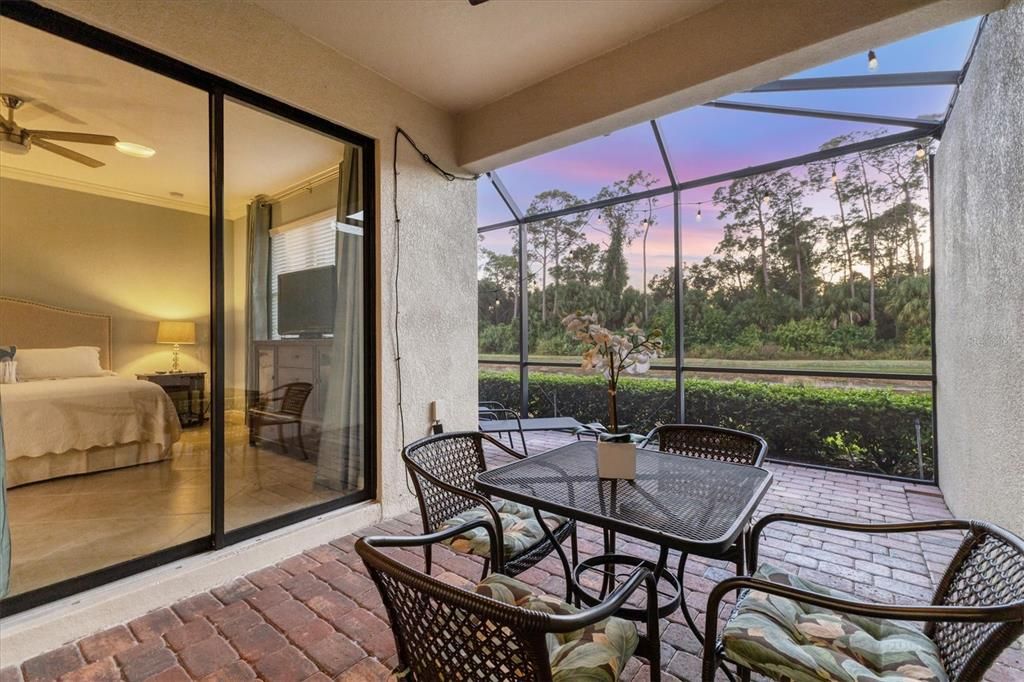 Active With Contract: $394,500 (2 beds, 2 baths, 1545 Square Feet)