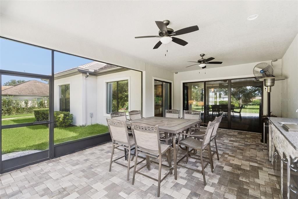 For Sale: $740,000 (3 beds, 2 baths, 2520 Square Feet)