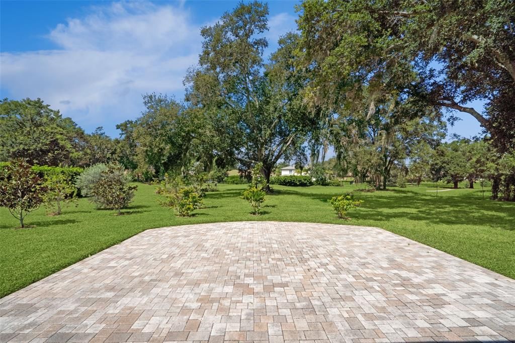 For Sale: $740,000 (3 beds, 2 baths, 2520 Square Feet)