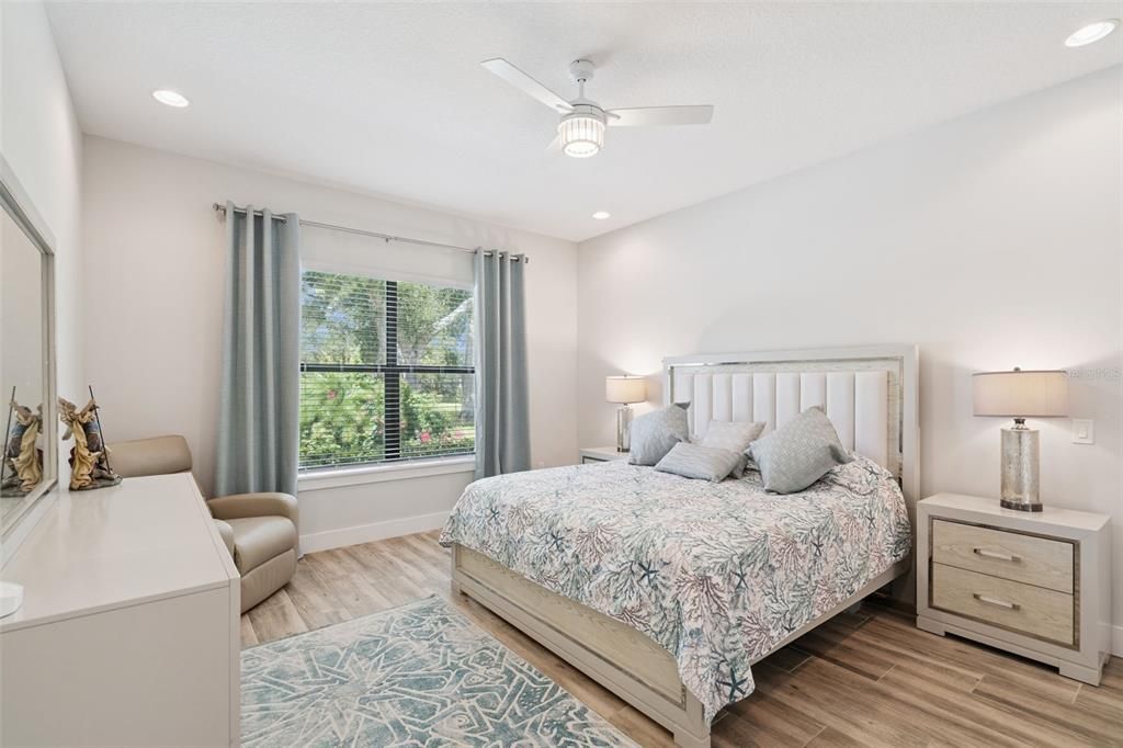 For Sale: $740,000 (3 beds, 2 baths, 2520 Square Feet)