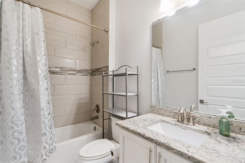 For Sale: $740,000 (3 beds, 2 baths, 2520 Square Feet)