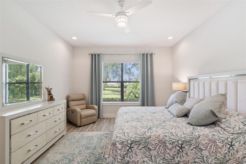 For Sale: $740,000 (3 beds, 2 baths, 2520 Square Feet)