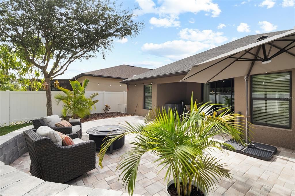 En Venta: $410,000 (4 camas, 2 baños, 2073 Pies cuadrados)