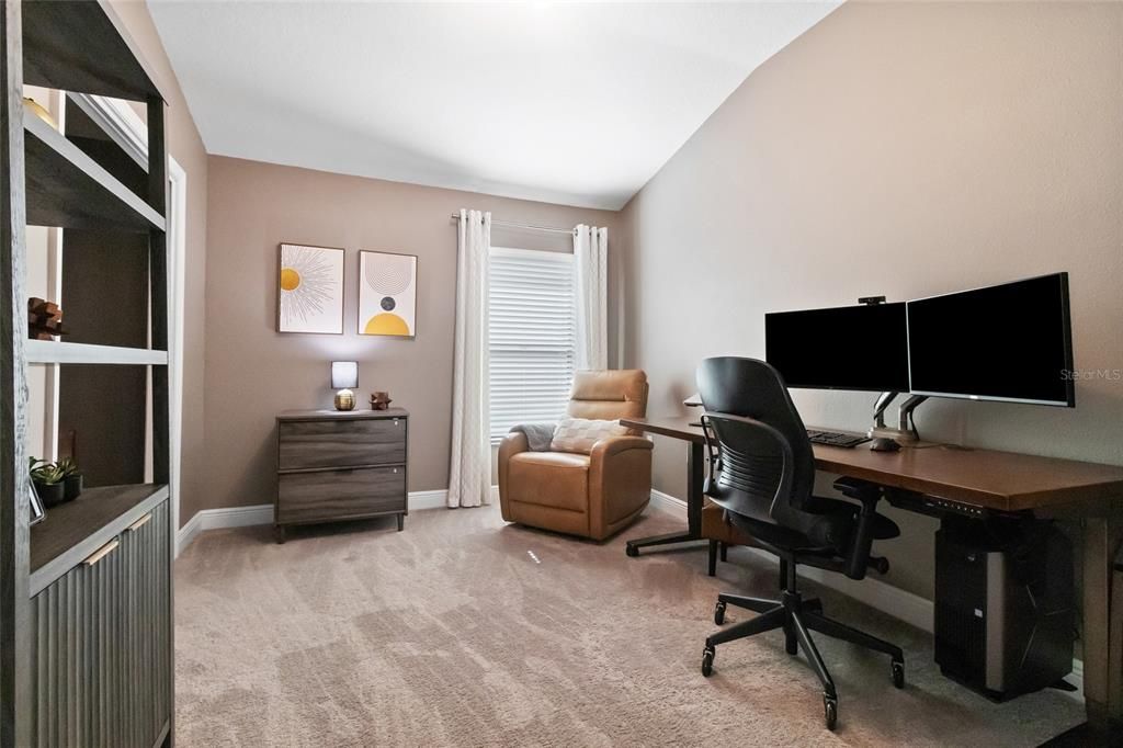 En Venta: $410,000 (4 camas, 2 baños, 2073 Pies cuadrados)