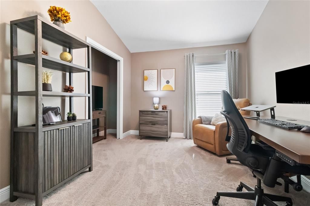 En Venta: $410,000 (4 camas, 2 baños, 2073 Pies cuadrados)