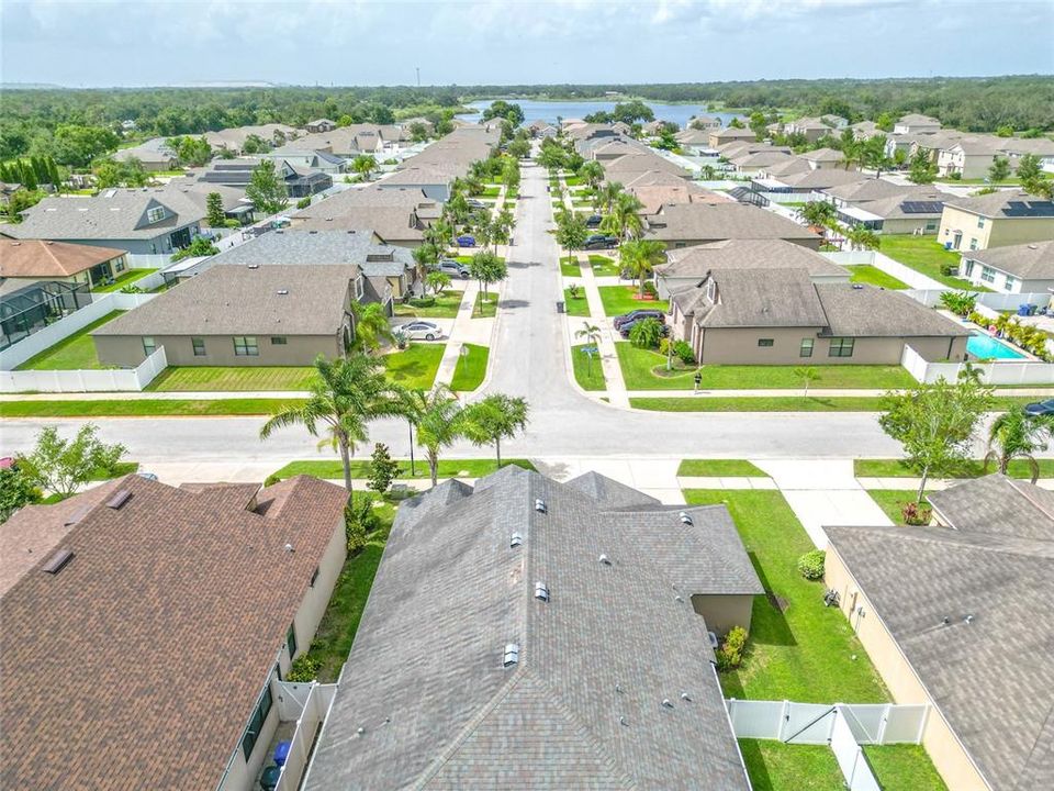 En Venta: $410,000 (4 camas, 2 baños, 2073 Pies cuadrados)