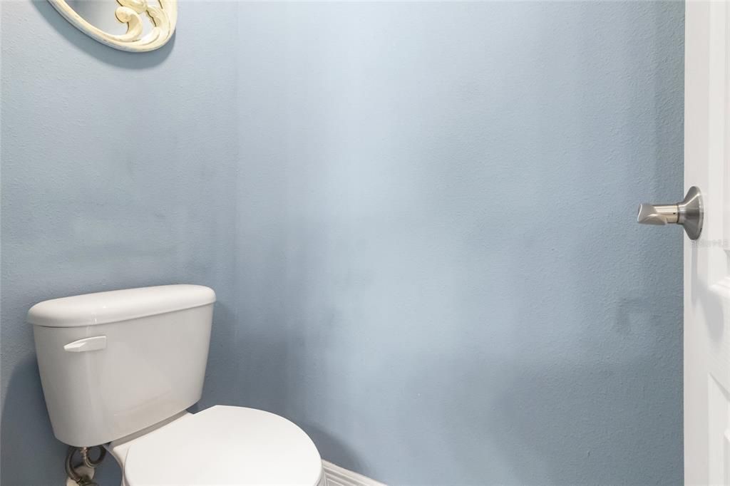 En Venta: $410,000 (4 camas, 2 baños, 2073 Pies cuadrados)