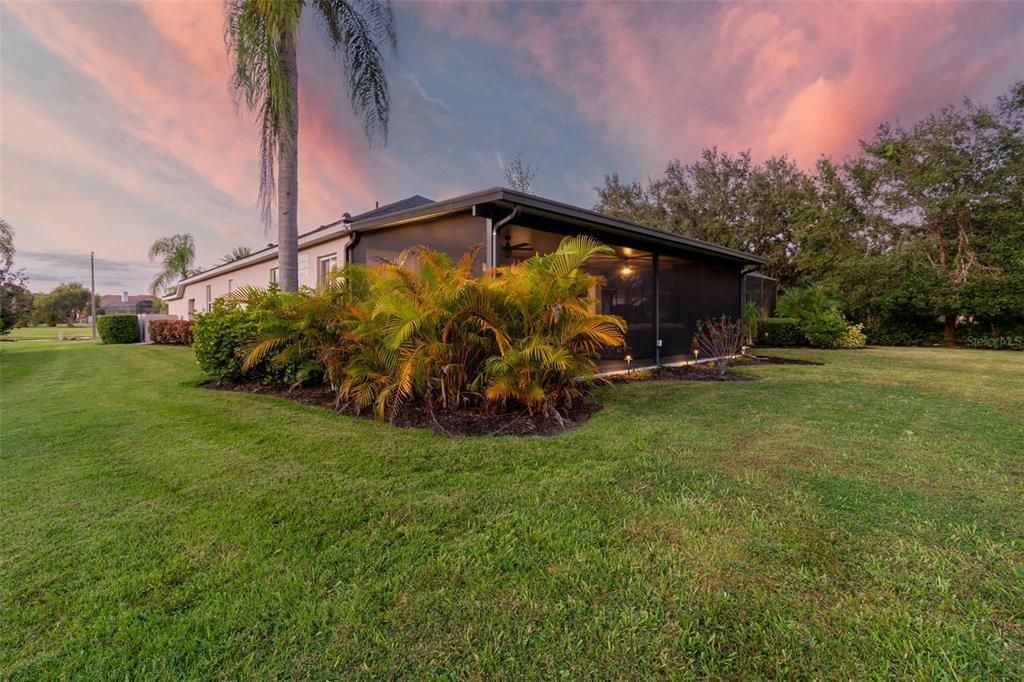 For Sale: $925,000 (4 beds, 3 baths, 3035 Square Feet)