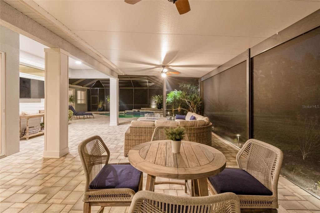 For Sale: $925,000 (4 beds, 3 baths, 3035 Square Feet)