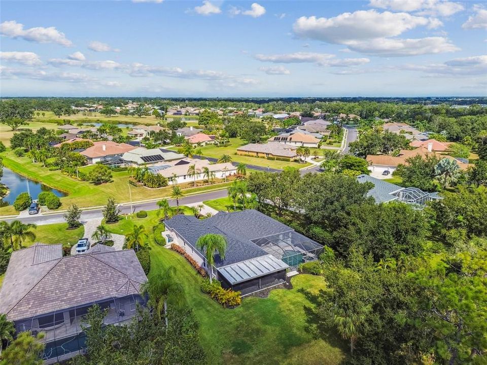 For Sale: $925,000 (4 beds, 3 baths, 3035 Square Feet)