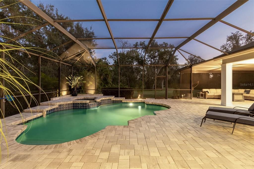 For Sale: $925,000 (4 beds, 3 baths, 3035 Square Feet)