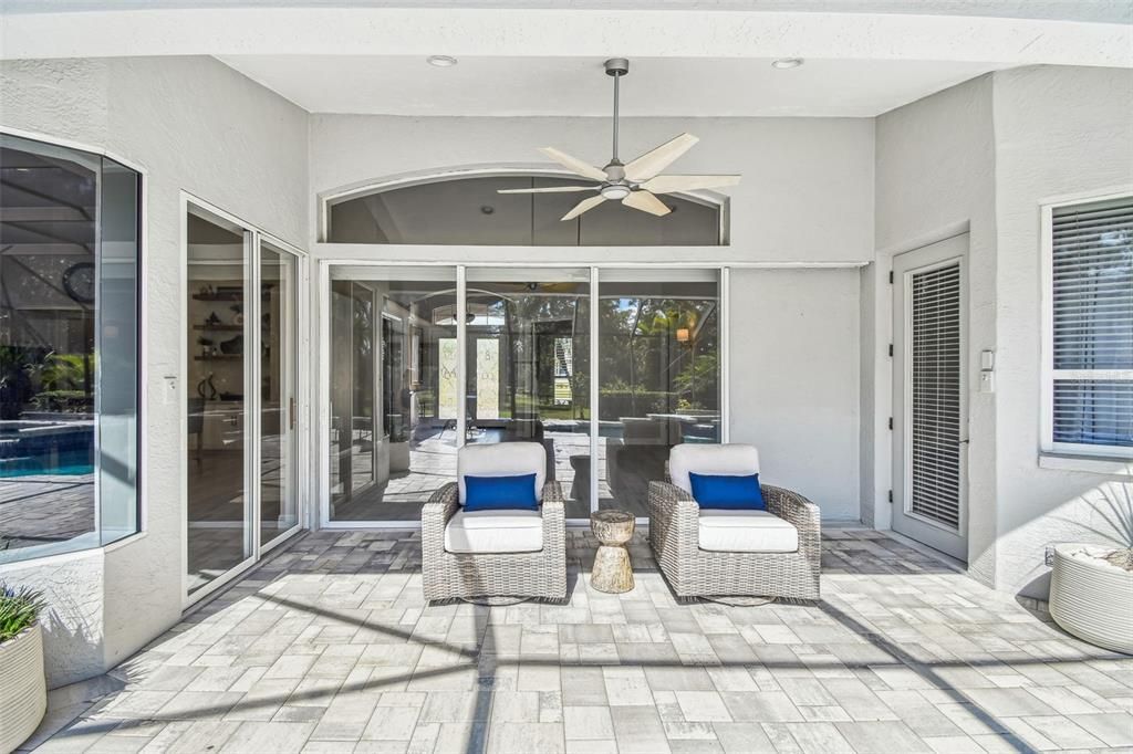 For Sale: $925,000 (4 beds, 3 baths, 3035 Square Feet)