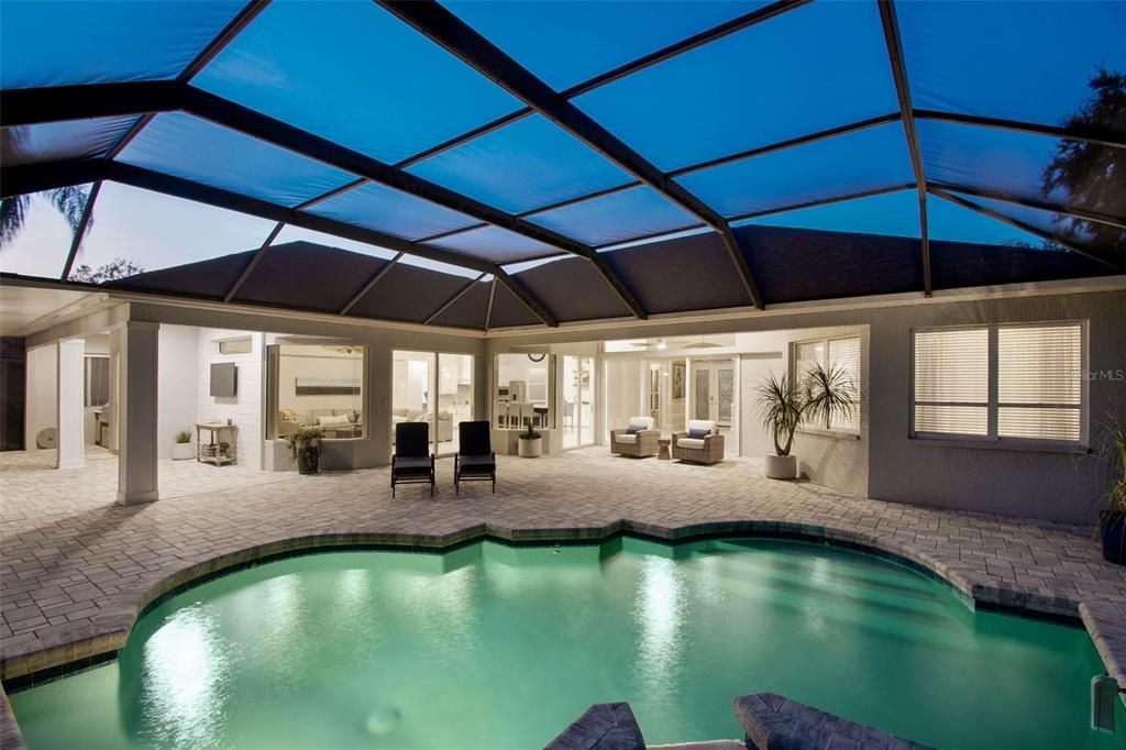 For Sale: $925,000 (4 beds, 3 baths, 3035 Square Feet)