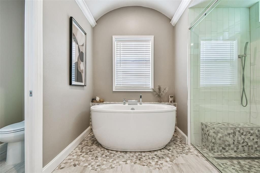 For Sale: $925,000 (4 beds, 3 baths, 3035 Square Feet)