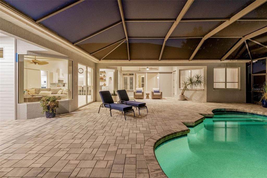 For Sale: $925,000 (4 beds, 3 baths, 3035 Square Feet)