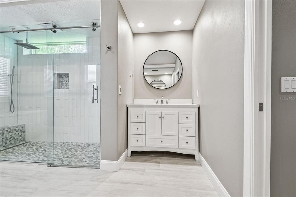 For Sale: $925,000 (4 beds, 3 baths, 3035 Square Feet)