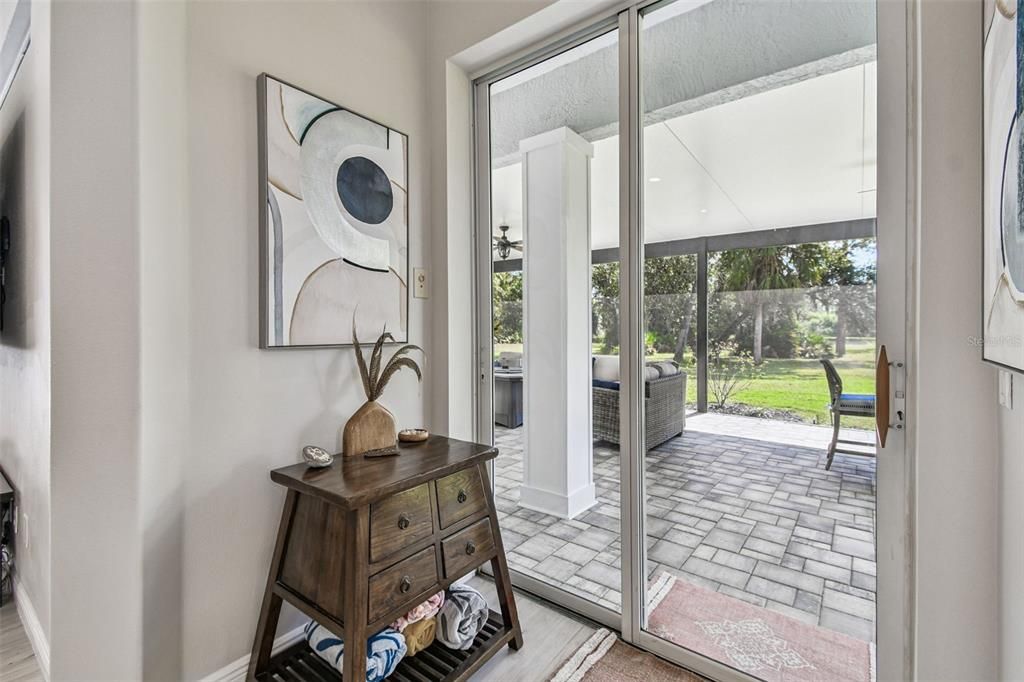 For Sale: $925,000 (4 beds, 3 baths, 3035 Square Feet)