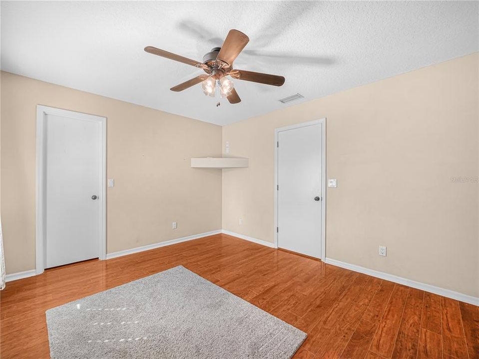 待售: $399,000 (3 贝兹, 2 浴室, 2318 平方英尺)