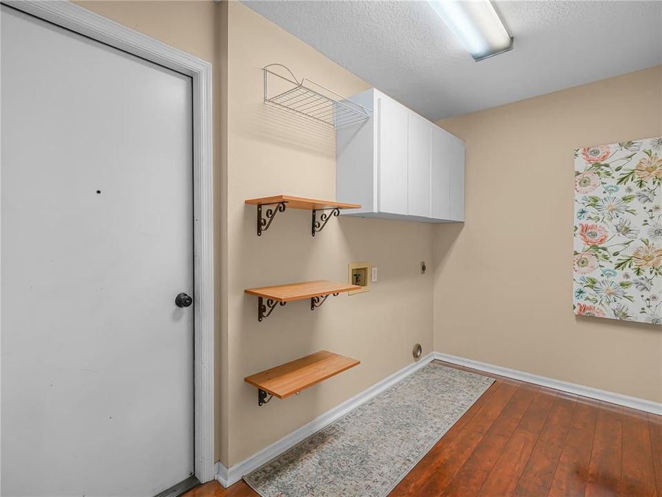 待售: $399,000 (3 贝兹, 2 浴室, 2318 平方英尺)