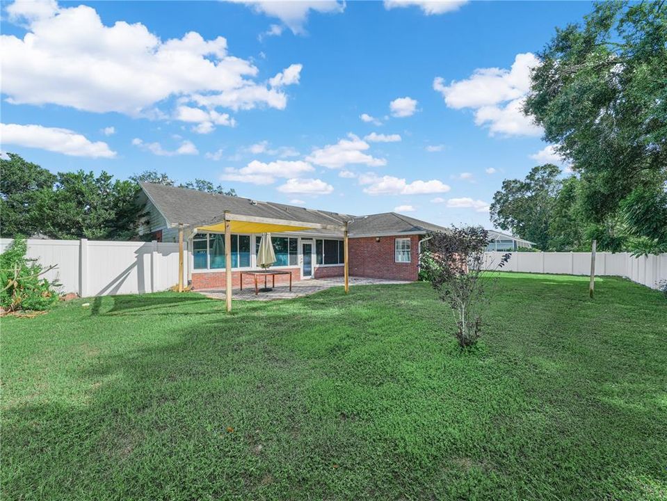 待售: $399,000 (3 贝兹, 2 浴室, 2318 平方英尺)