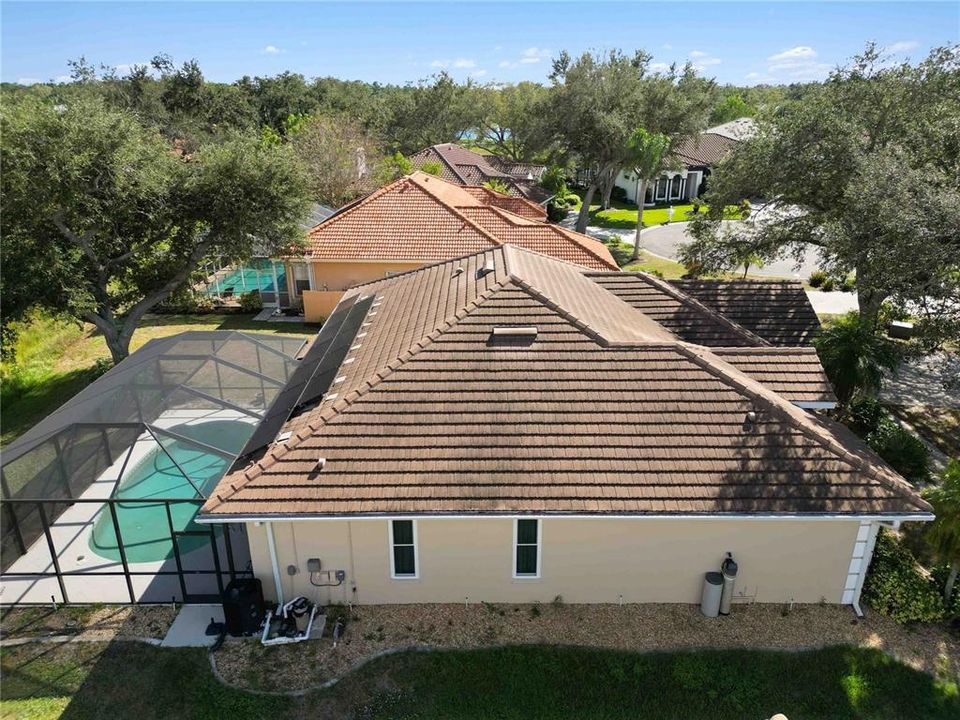 Activo con contrato: $499,000 (4 camas, 2 baños, 2308 Pies cuadrados)